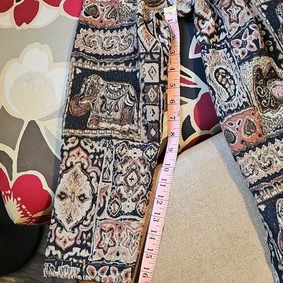 Chico's - Picture 14 of 16